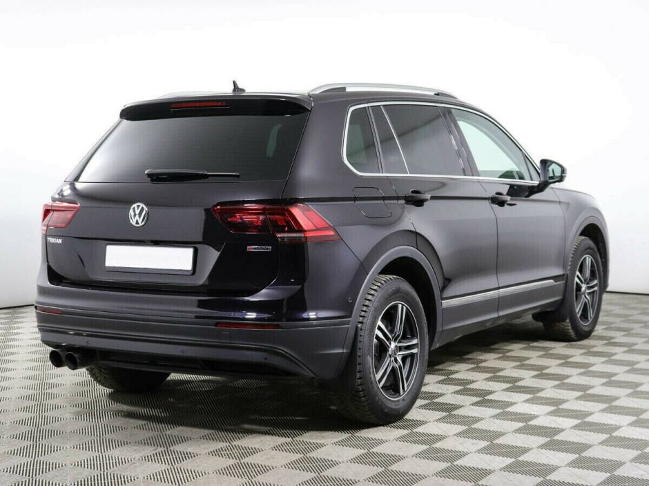 Volkswagen Tiguan, 2.0 л, Робот, 2018 фото 6