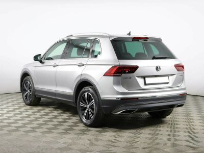 Volkswagen Tiguan, 2.0 л, РКПП, 2018 фото 5