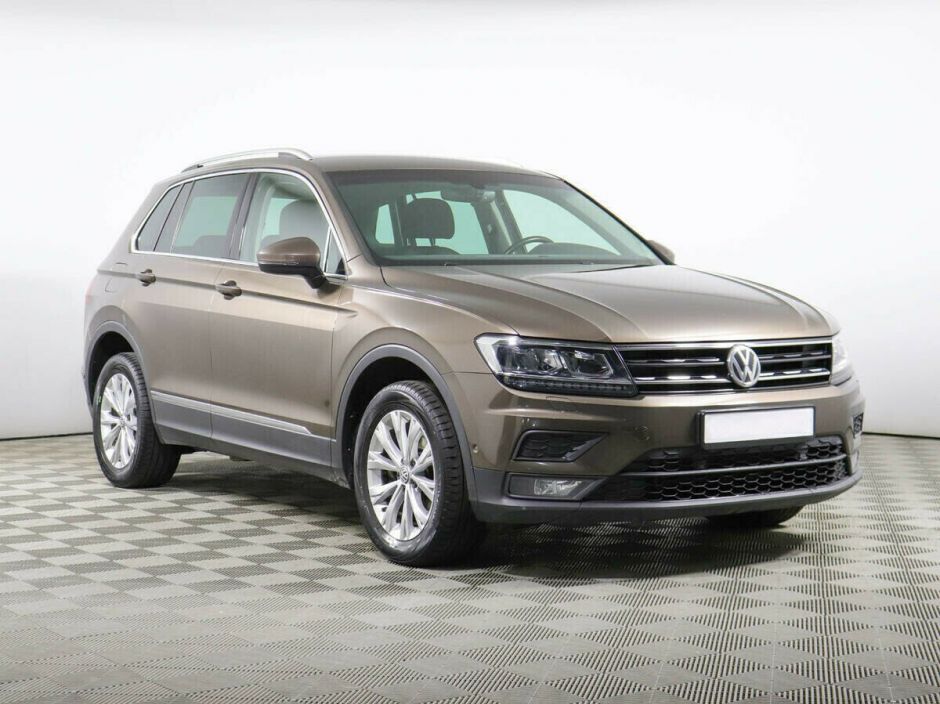 Volkswagen Tiguan, 2.0 л, Робот, 2018 фото 4