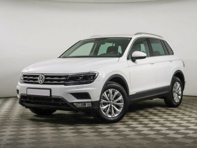 Volkswagen Tiguan, 2.0 л, РКПП, 2018 фото 3