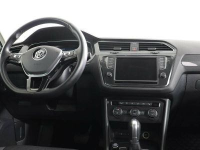 Volkswagen Tiguan, 2.0 л, РКПП, 2018 фото 9