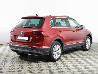 Volkswagen Tiguan, 2.0 л, РКПП, 2017 фото 5