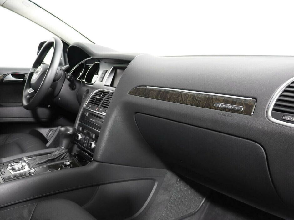 Audi Q7, 3.0 л, АТ, 2011 фото 2