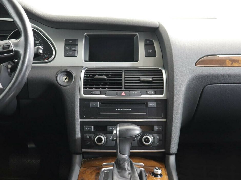 Audi Q7, 3.0 л, АТ, 2013 фото 2