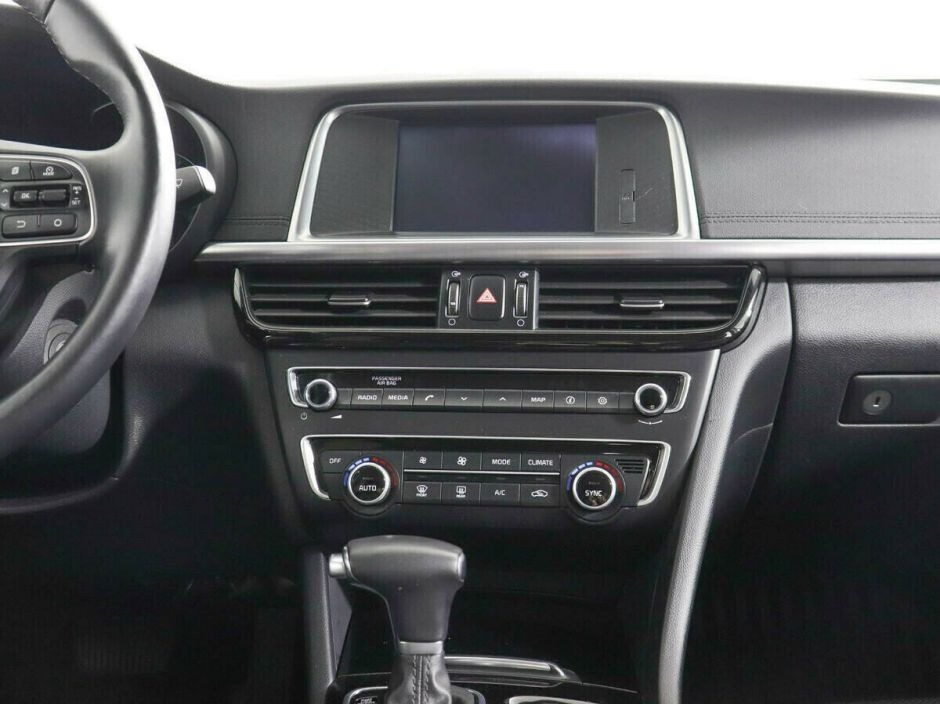 Kia Optima, 2.0 л, АТ, 2018 фото 10