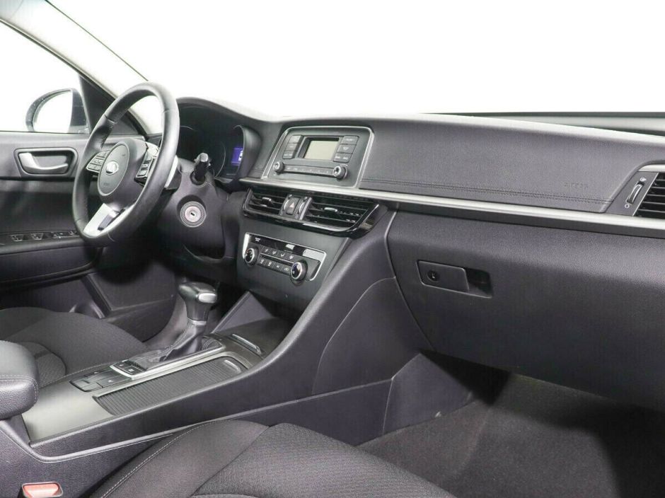Kia Optima, 2.0 л, АТ, 2020 фото 1