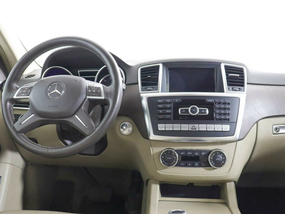 Mercedes-Benz M-Класс, 3.5 л, АТ, 2012 фото 9