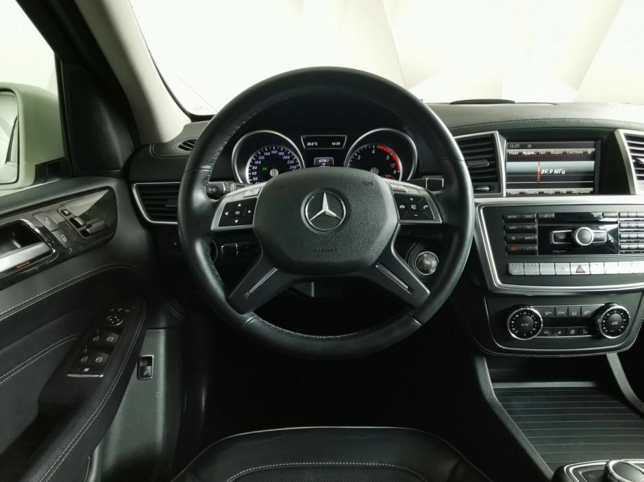 Mercedes-Benz M-Класс, 3.0 л, АТ, 2013 фото 2