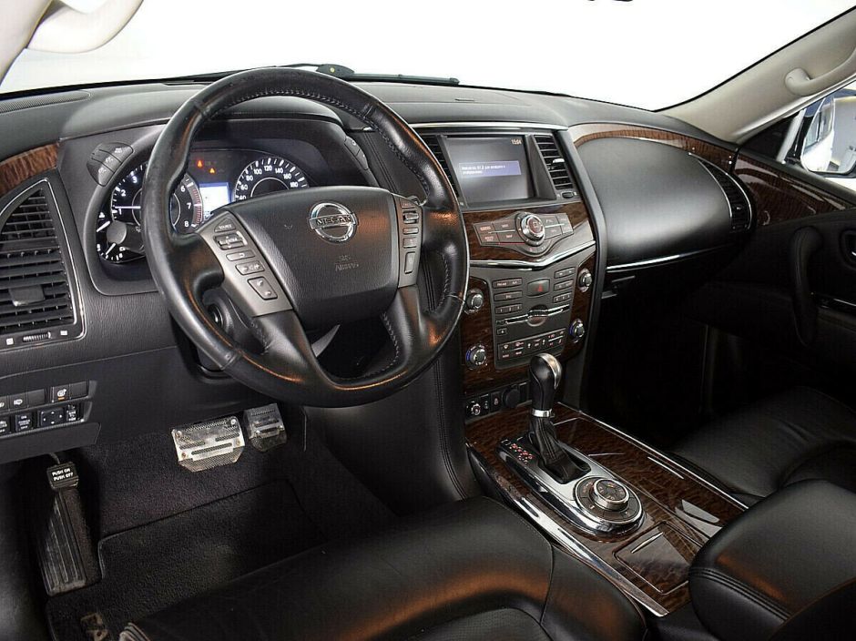 Nissan Patrol, 5.6 л, АТ, 2013 фото 6