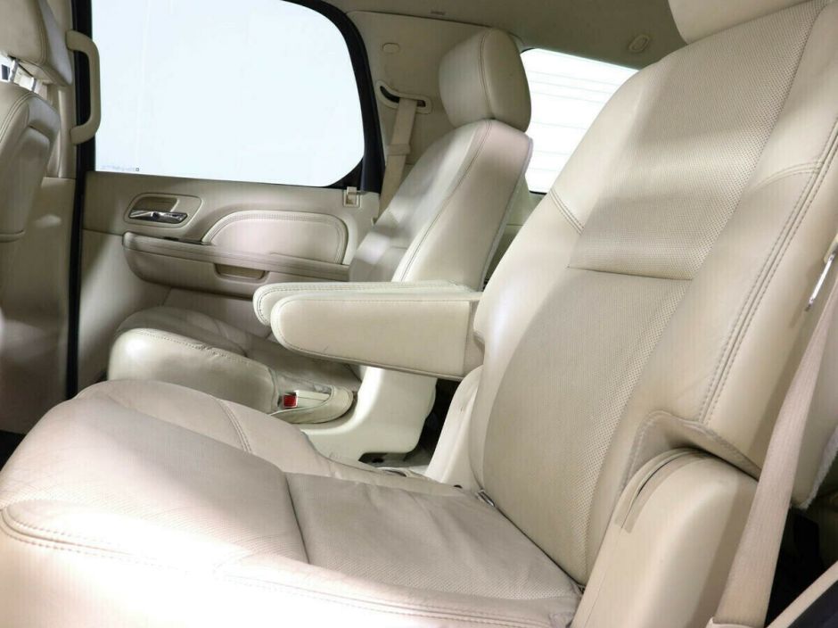 Cadillac Escalade, 6.2 л, АТ, 2010 фото 10