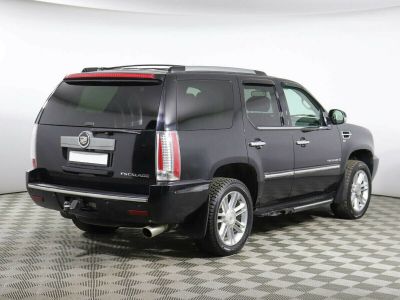 Cadillac Escalade, 6.2 л, АКПП, 2010 фото 6