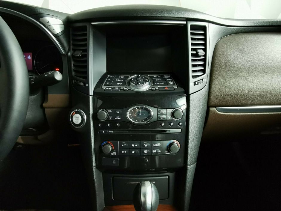 Infiniti FX, 3.7 л, АТ, 2012 фото 1
