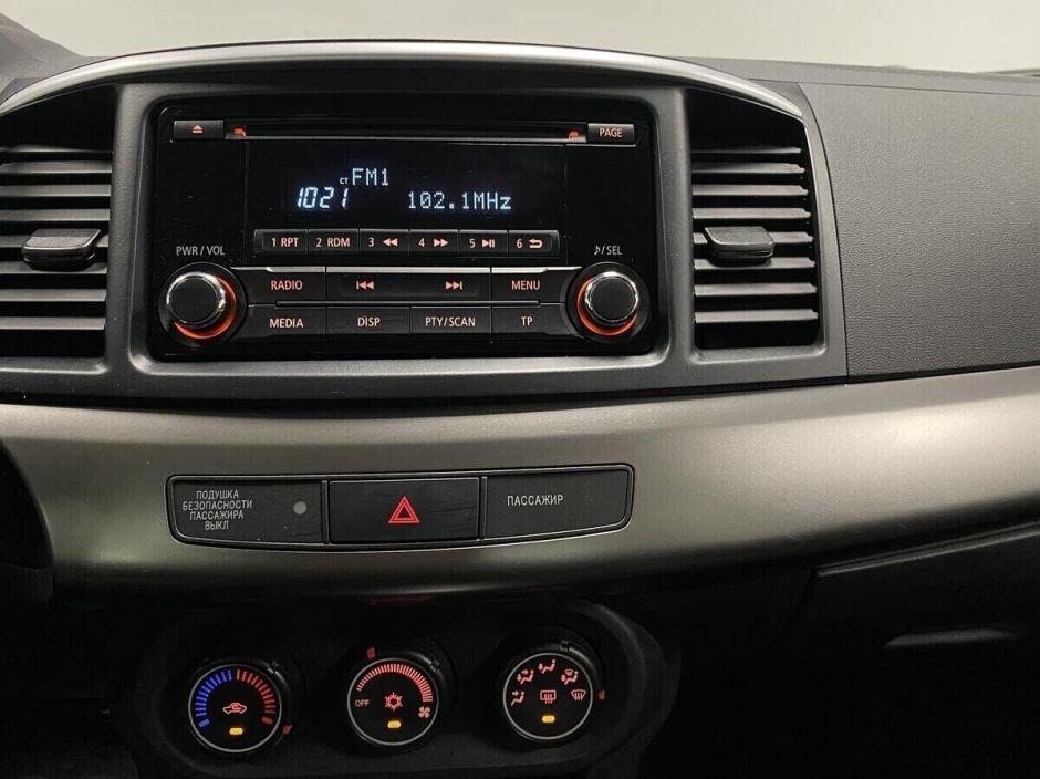 Mitsubishi Lancer, 1.6 л, АТ, 2014 фото 2