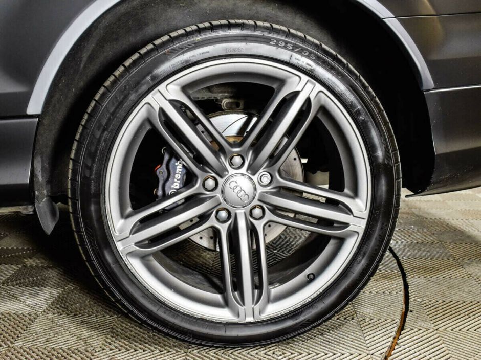 Audi Q7, 3.0 л, АТ, 2010 фото 1