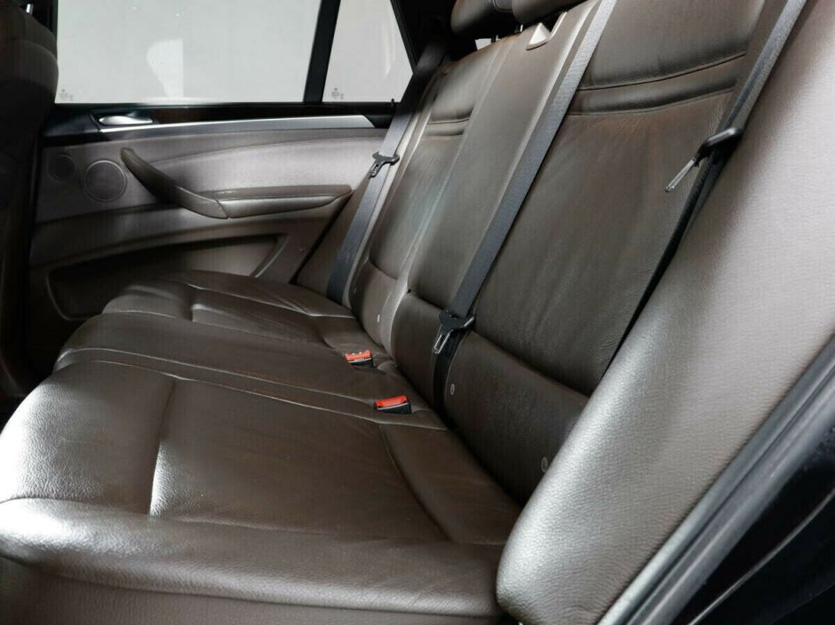 BMW X5, 3.0 л, АТ, 2010 фото 2