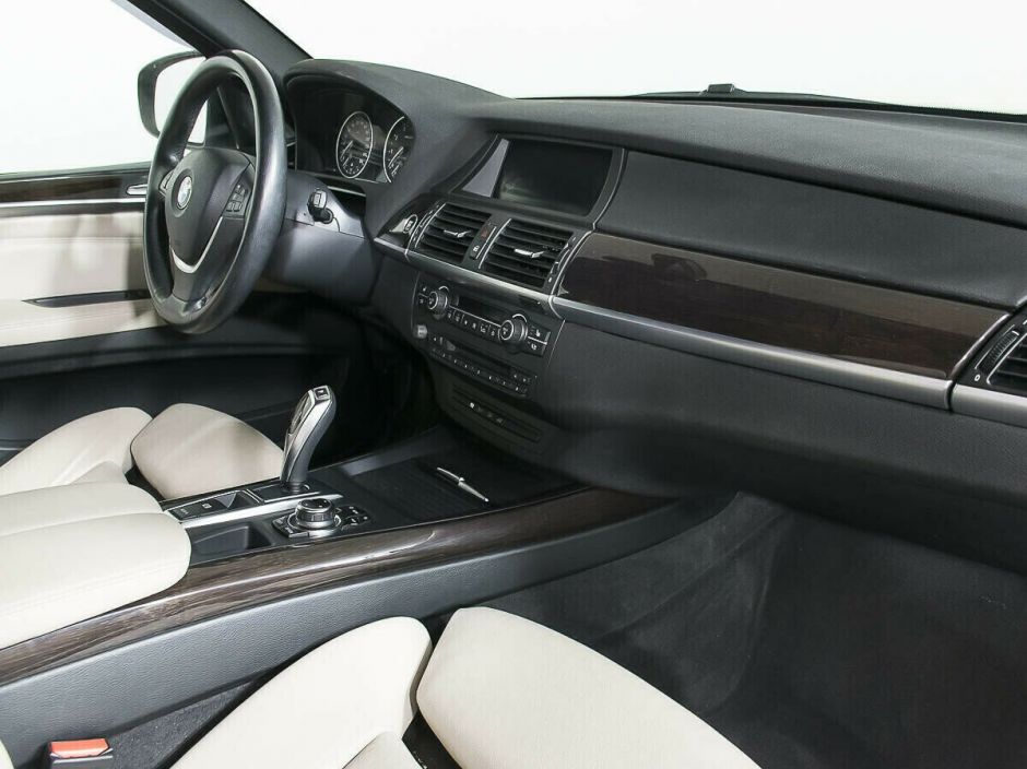 BMW X5, 3.0 л, АТ, 2012 фото 9
