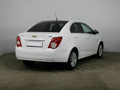 Chevrolet Aveo, 1.6 л, АКПП, 2014 фото 6