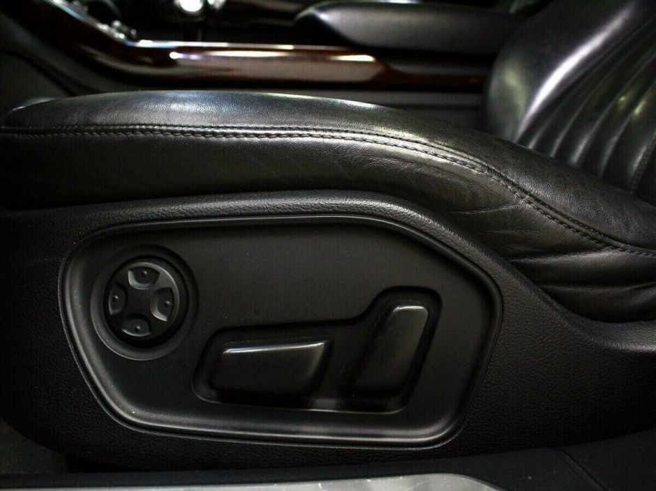 Audi A8, 4.2 л, АТ, 2012 фото 7