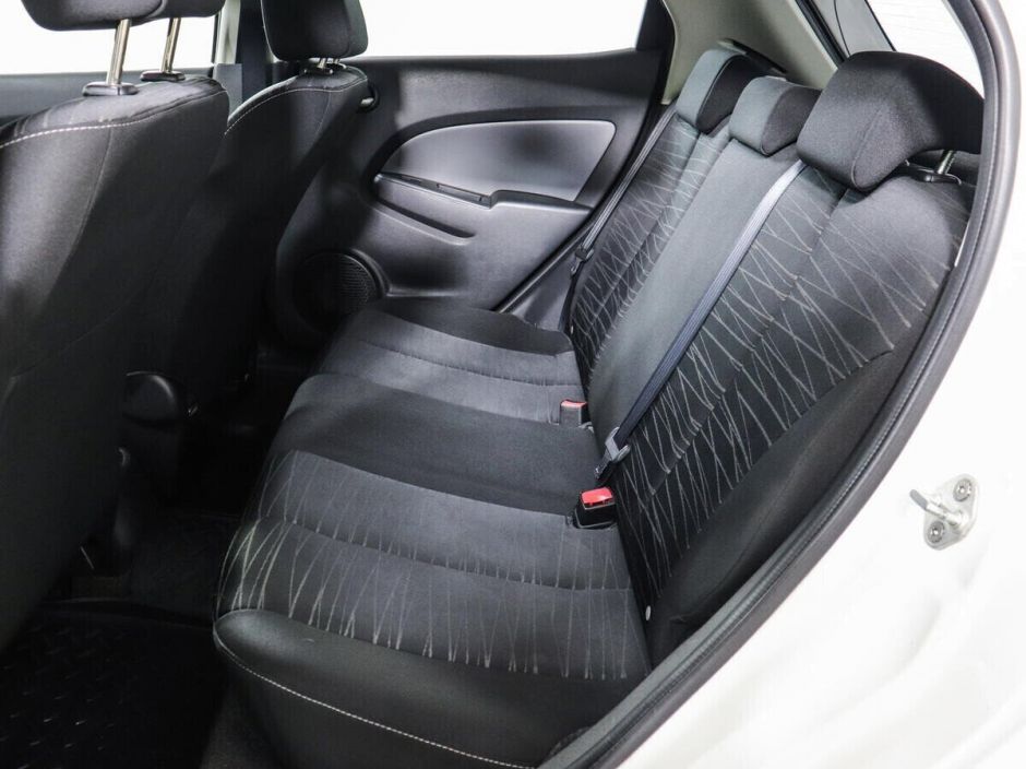 Mazda 2, 1.5 л, АТ, 2009 фото 1