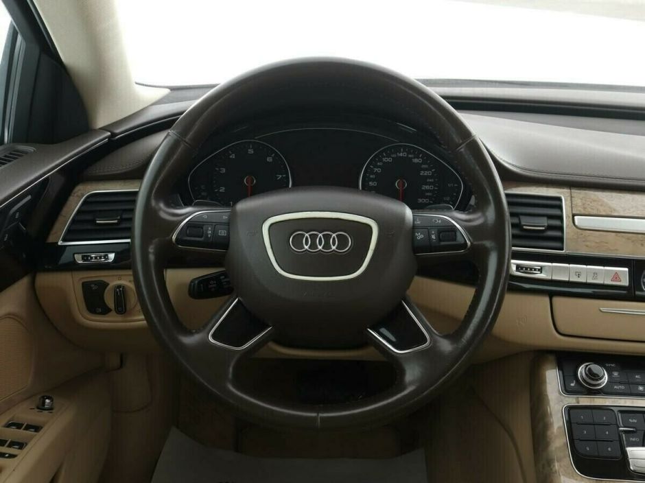 Audi A8, 3.0 л, АТ, 2013 фото 6