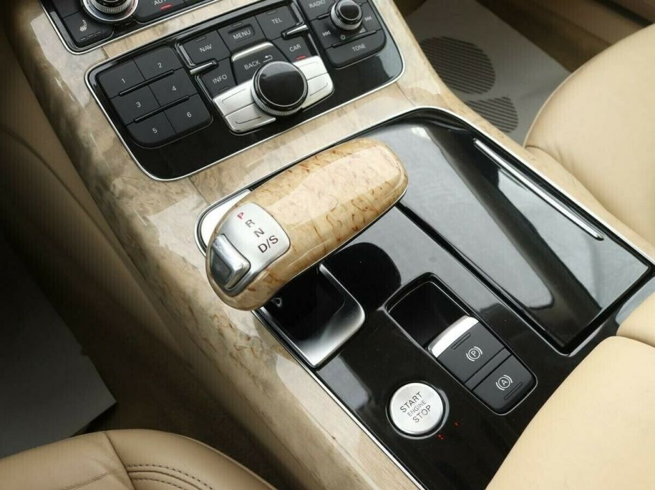 Audi A8, 3.0 л, АТ, 2013 фото 2