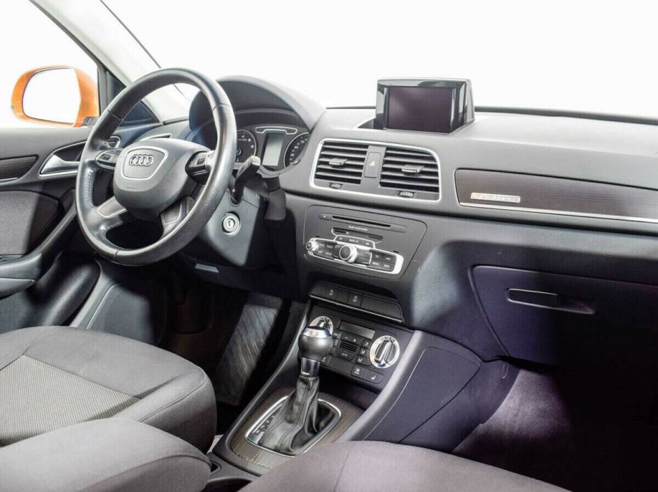 Audi Q3, 2.0 л, Робот, 2013 фото 2