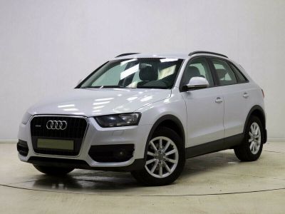 Audi Q3, 2.0 л, РКПП, 2012 фото 3