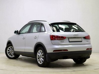 Audi Q3, 2.0 л, РКПП, 2012 фото 7