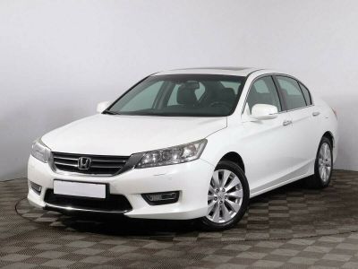 Honda Accord, 2.4 л, АКПП, 2013 фото 3