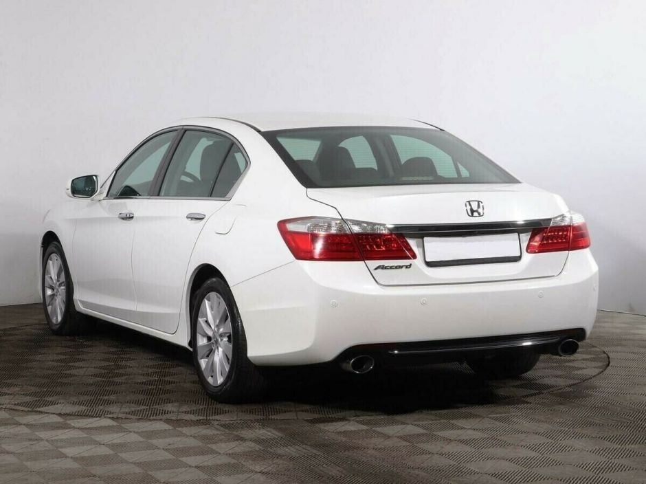 Honda Accord, 2.4 л, АТ, 2013 фото 5