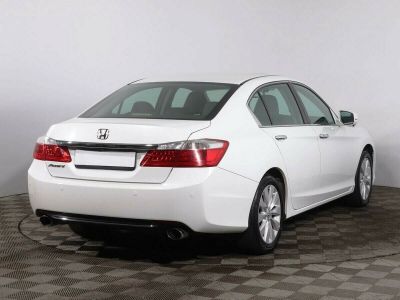 Honda Accord, 2.4 л, АКПП, 2013 фото 6