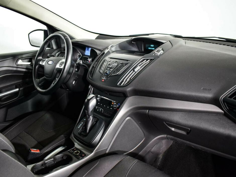 Ford Kuga, 1.5 л, АТ, 2014 фото 2