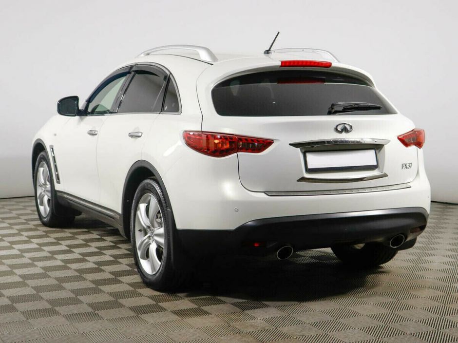 Infiniti FX, 3.7 л, АТ, 2010 фото 6