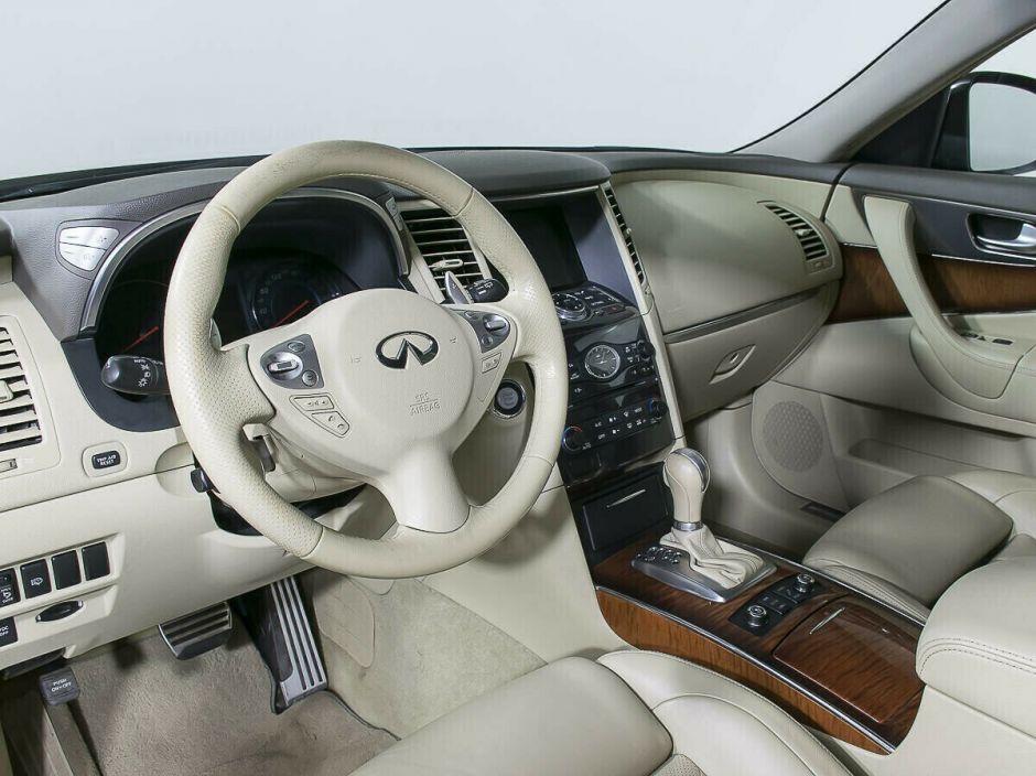 Infiniti FX, 3.7 л, АТ, 2010 фото 7