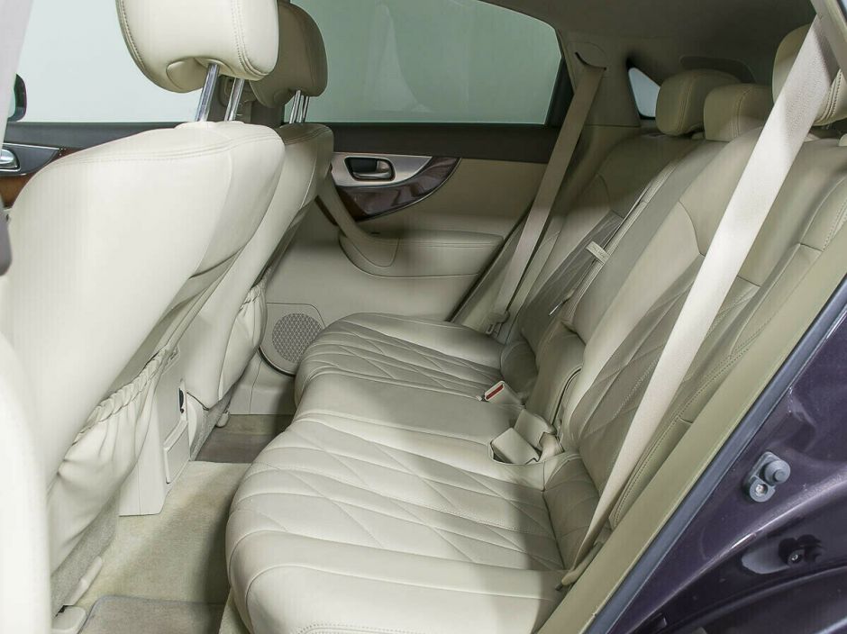 Infiniti FX, 3.7 л, АТ, 2010 фото 8