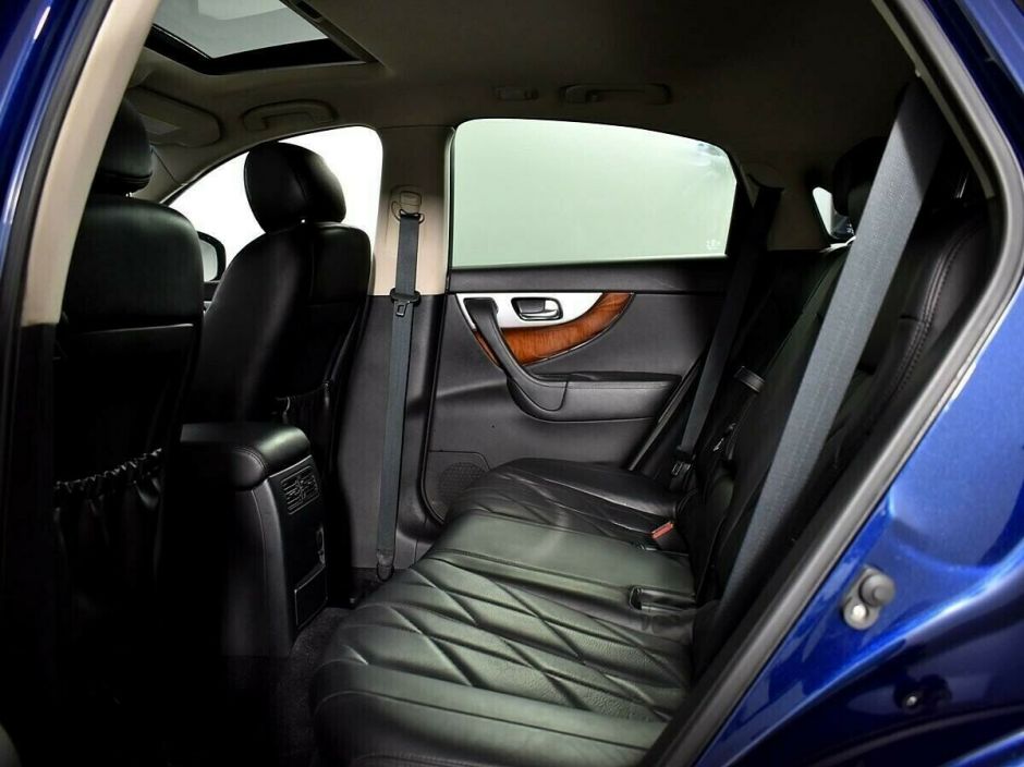 Infiniti FX, 3.7 л, АТ, 2013 фото 2