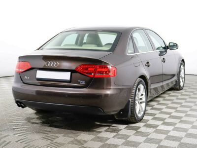 Audi A4, 2.0 л, АКПП, 2010 фото 5