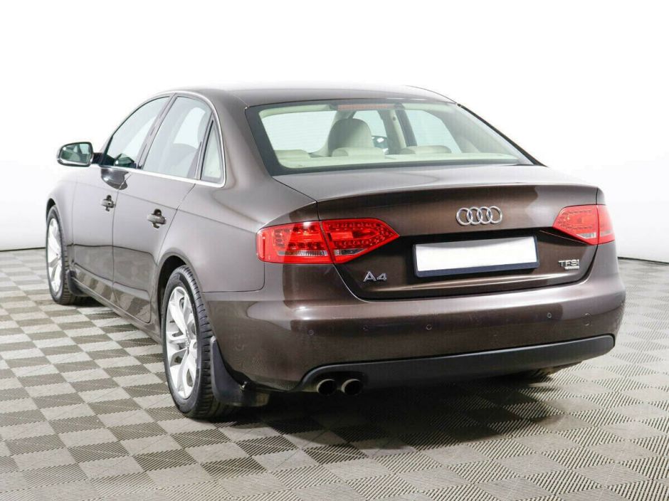 Audi A4, 2.0 л, АТ, 2010 фото 6