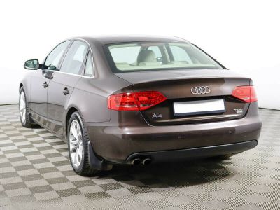 Audi A4, 2.0 л, АКПП, 2010 фото 6