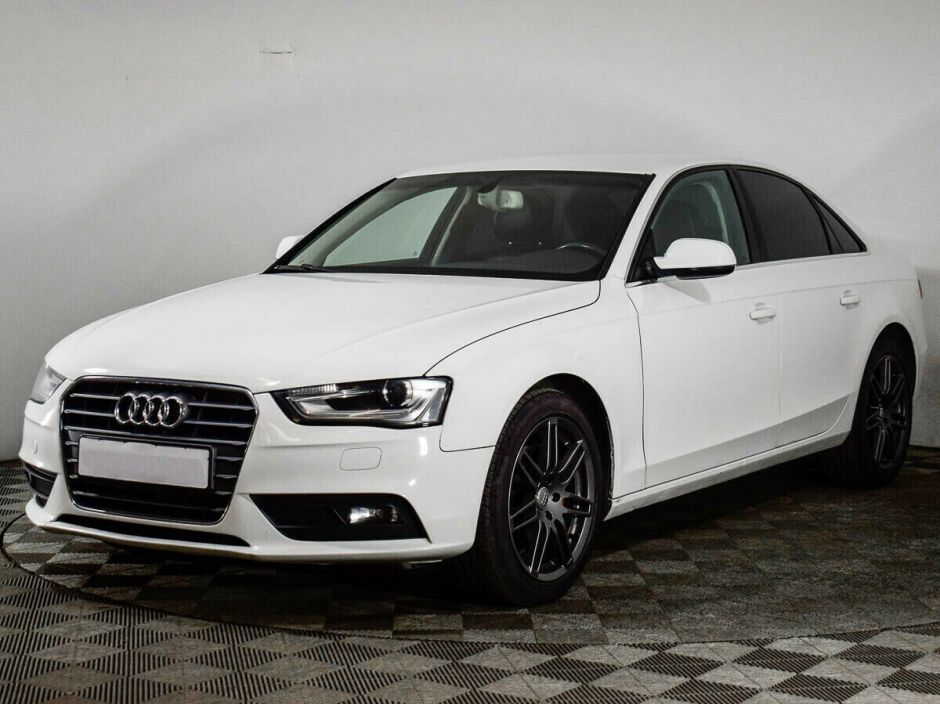 Audi A4, 1.8 л, Вариатор, 2014 фото 3