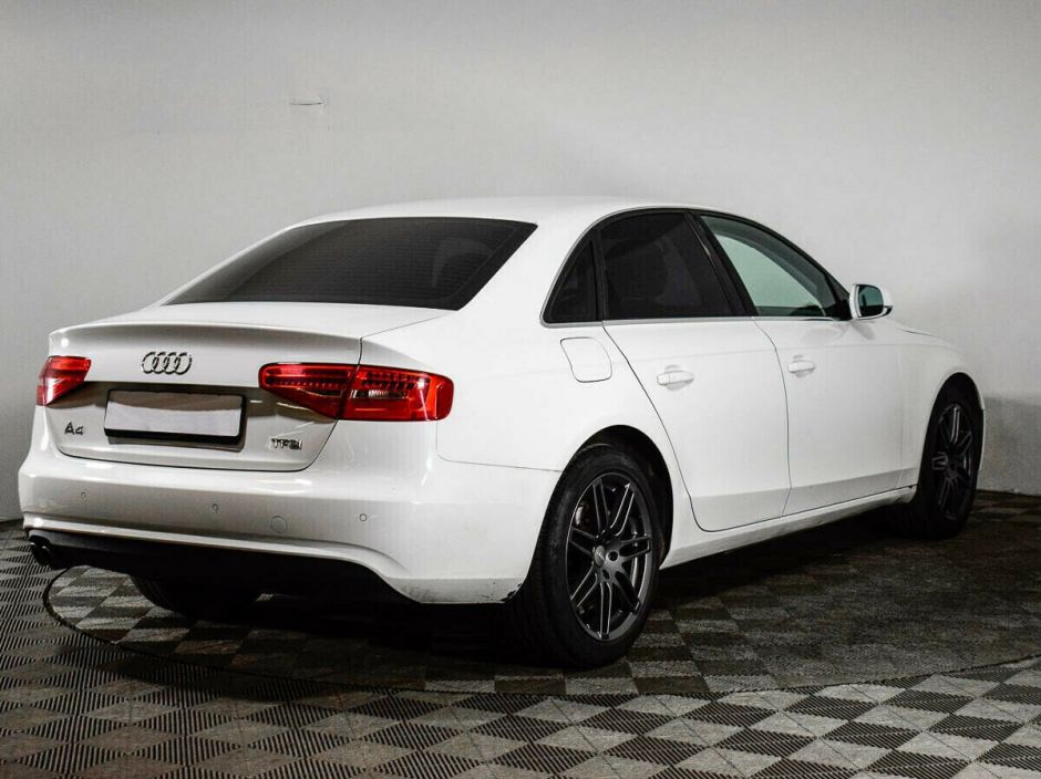 Audi A4, 1.8 л, Вариатор, 2014 фото 5