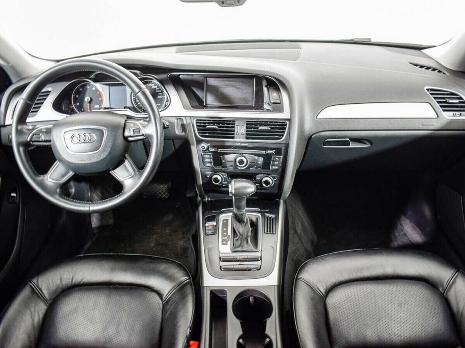 Audi A4, 1.8 л, Вариатор, 2014 фото 2
