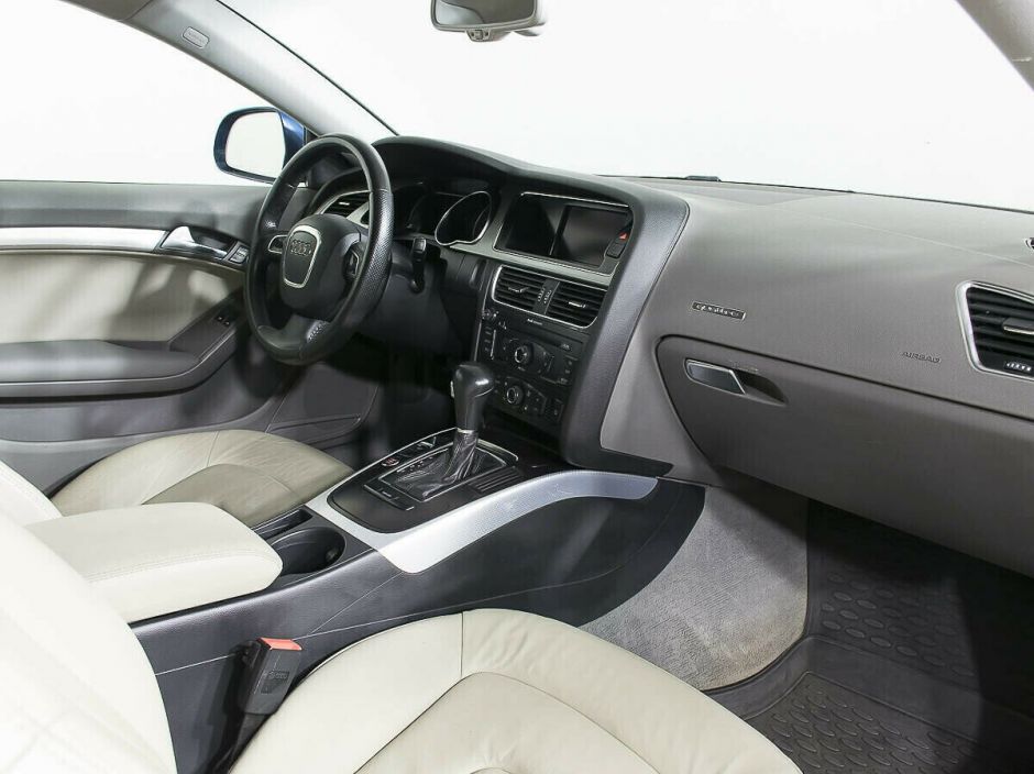Audi A5, 3.2 л, АТ, 2010 фото 8