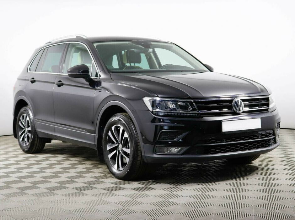Volkswagen Tiguan, 2.0 л, Робот, 2019 фото 4