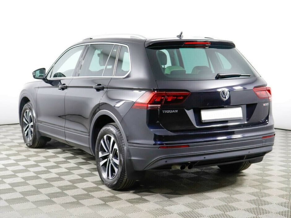 Volkswagen Tiguan, 2.0 л, Робот, 2019 фото 5