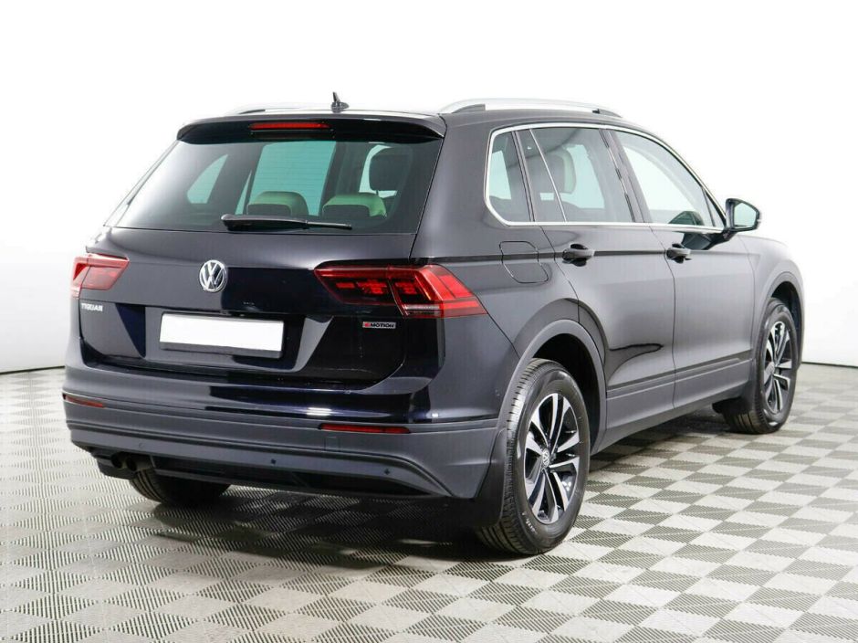 Volkswagen Tiguan, 2.0 л, Робот, 2019 фото 6