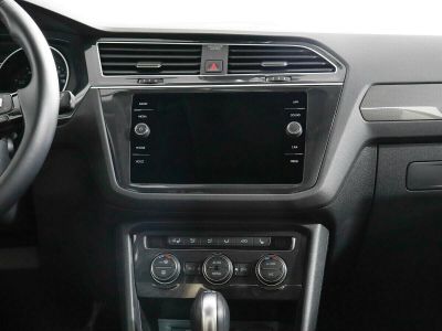 Volkswagen Tiguan, 2.0 л, РКПП, 2019 фото 10