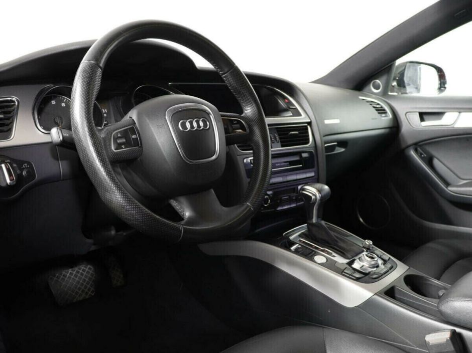 Audi A5, 2.0 л, Робот, 2010 фото 8