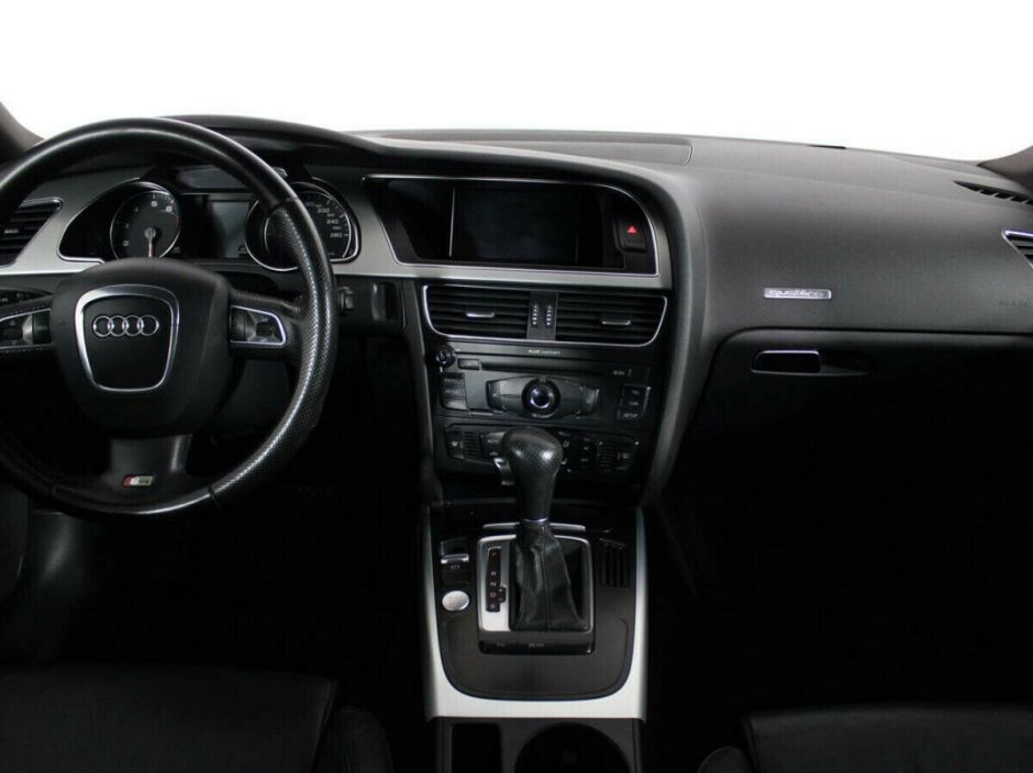 Audi A5, 2.0 л, Робот, 2011 фото 7