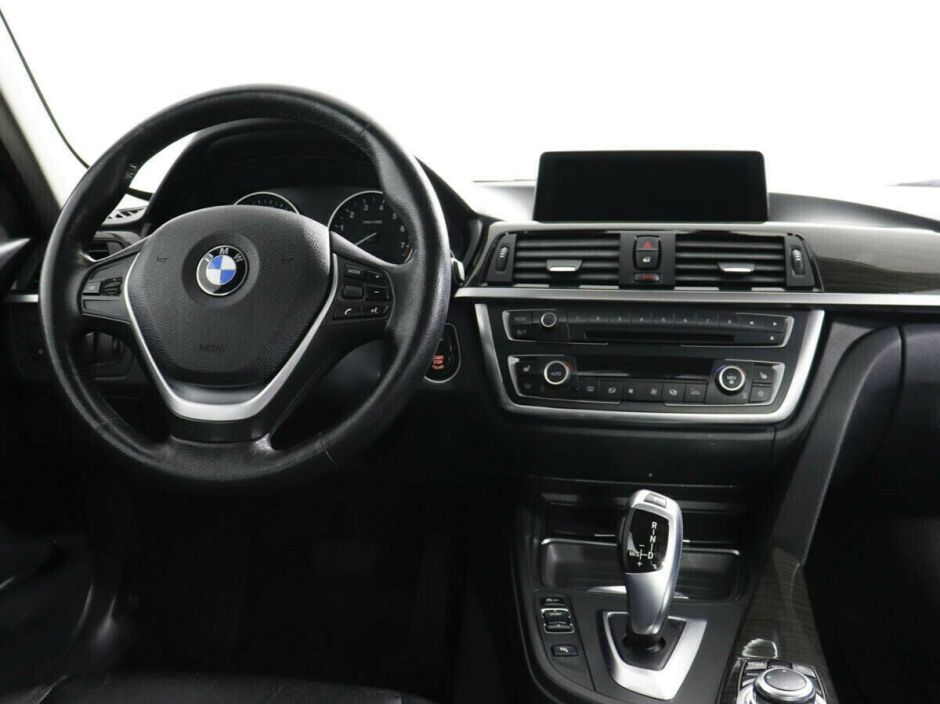 BMW 3 серии, 2.0 л, АТ, 2012 фото 8